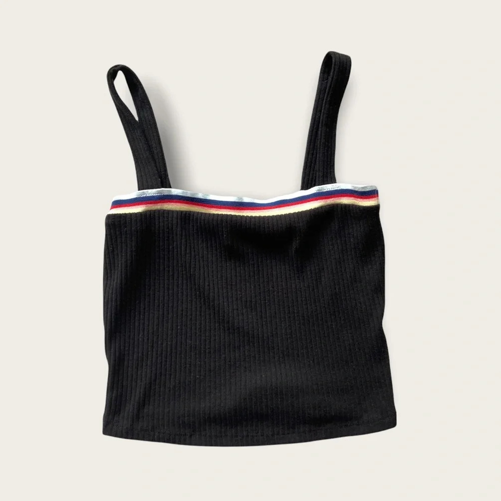 Forever 21 black crop top size Large